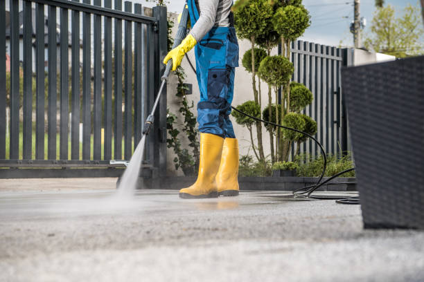 Best Playground Equipment Cleaning  in Oak Hills, CA